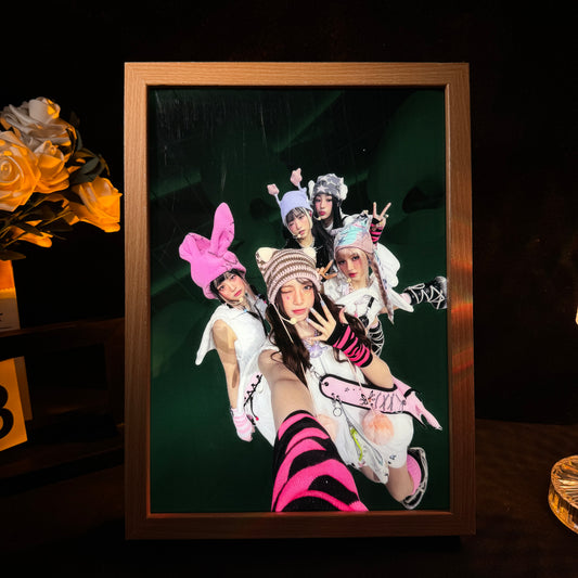 Trío crepuscular: Pintando con luz [NewJeans]